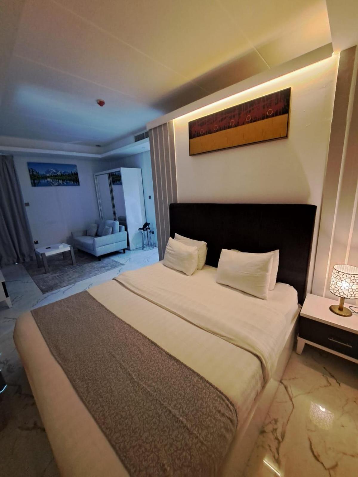 Апартаменты Al Safwa One Al Hidd Экстерьер фото